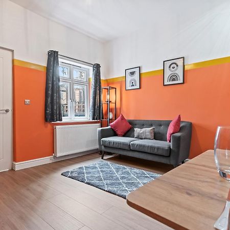 4 Bedroom, 2 Bath In Newcastle Town Centre Luaran gambar